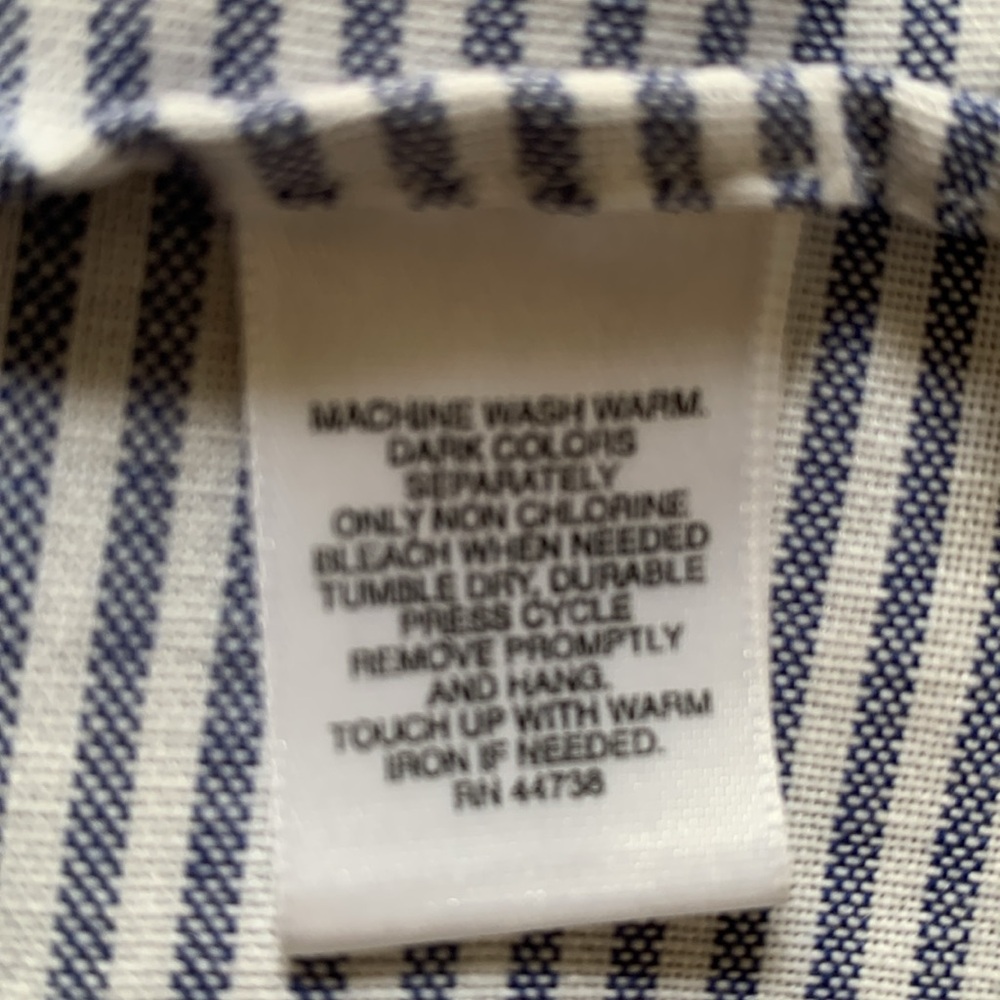 Manhattan Shirtmakers Blue and White Striped Men's Button-Up Shirt EUC - Picture 7 of 7